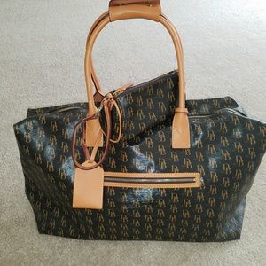 NWT Dooney & Bourke Duffle & Barrel Bags